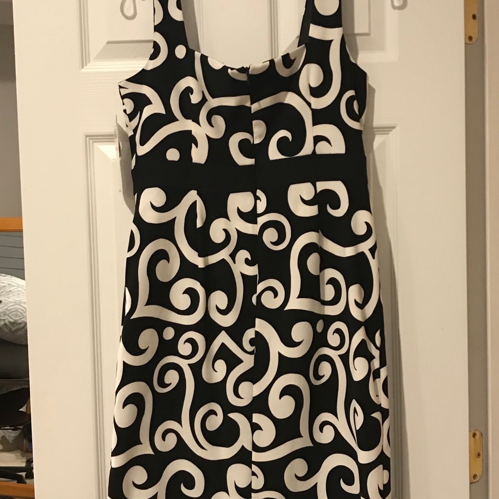 Sundress - Picture 2 of 5